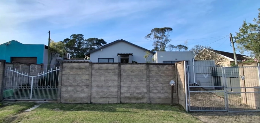 3 Bedroom Property for Sale in Amalinda Eastern Cape